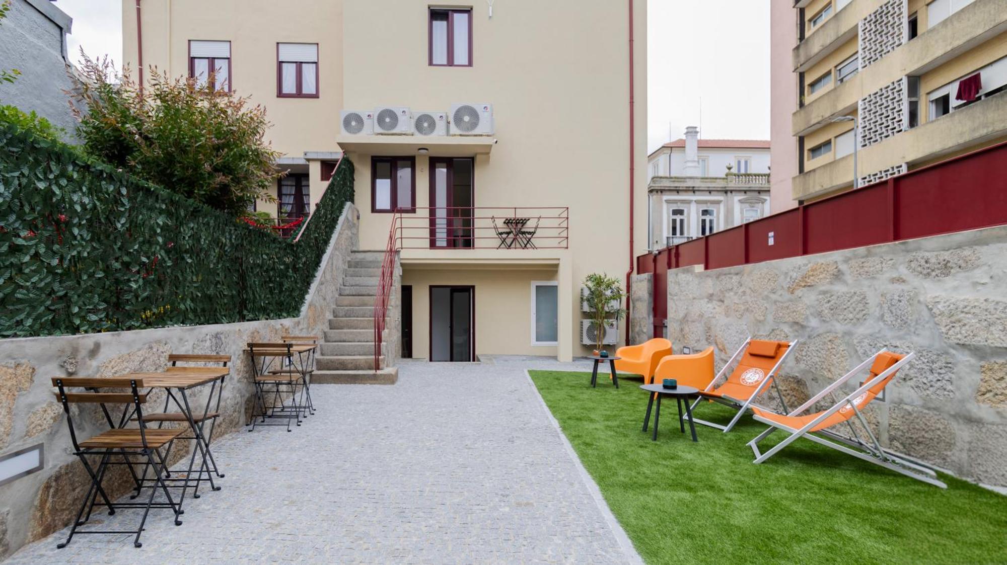 Stop & Relax - Parking Porto Luaran gambar
